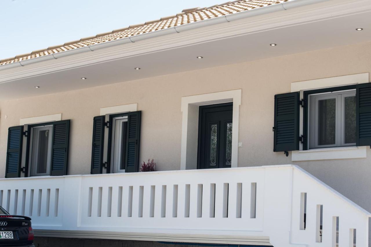 Casa De Blue Kariá Exterior foto